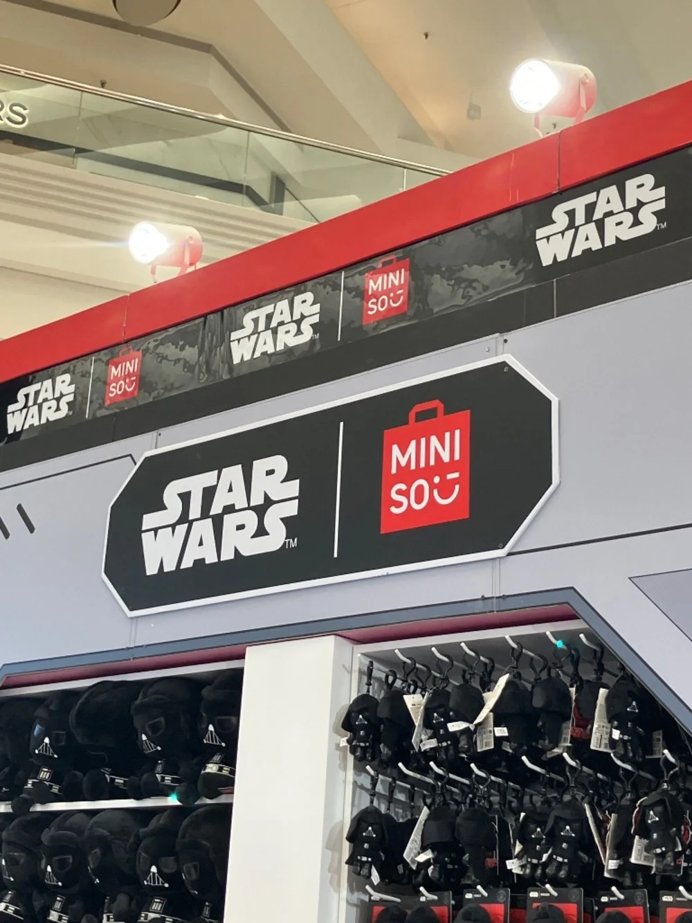 Miniso x Star Wars Darth Vader Clogs - Picture 8 of 11